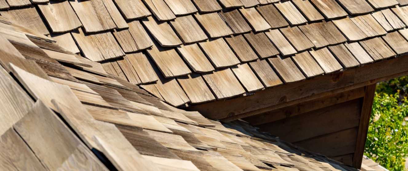 wood shake roofing